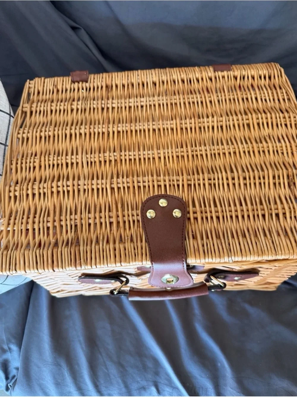 Picnic basket plaid red and white vintage